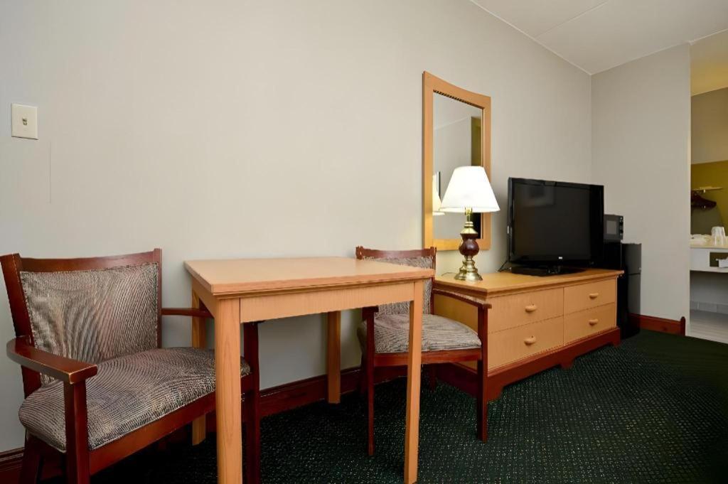 Best Western Inn Goshen Zewnętrze zdjęcie